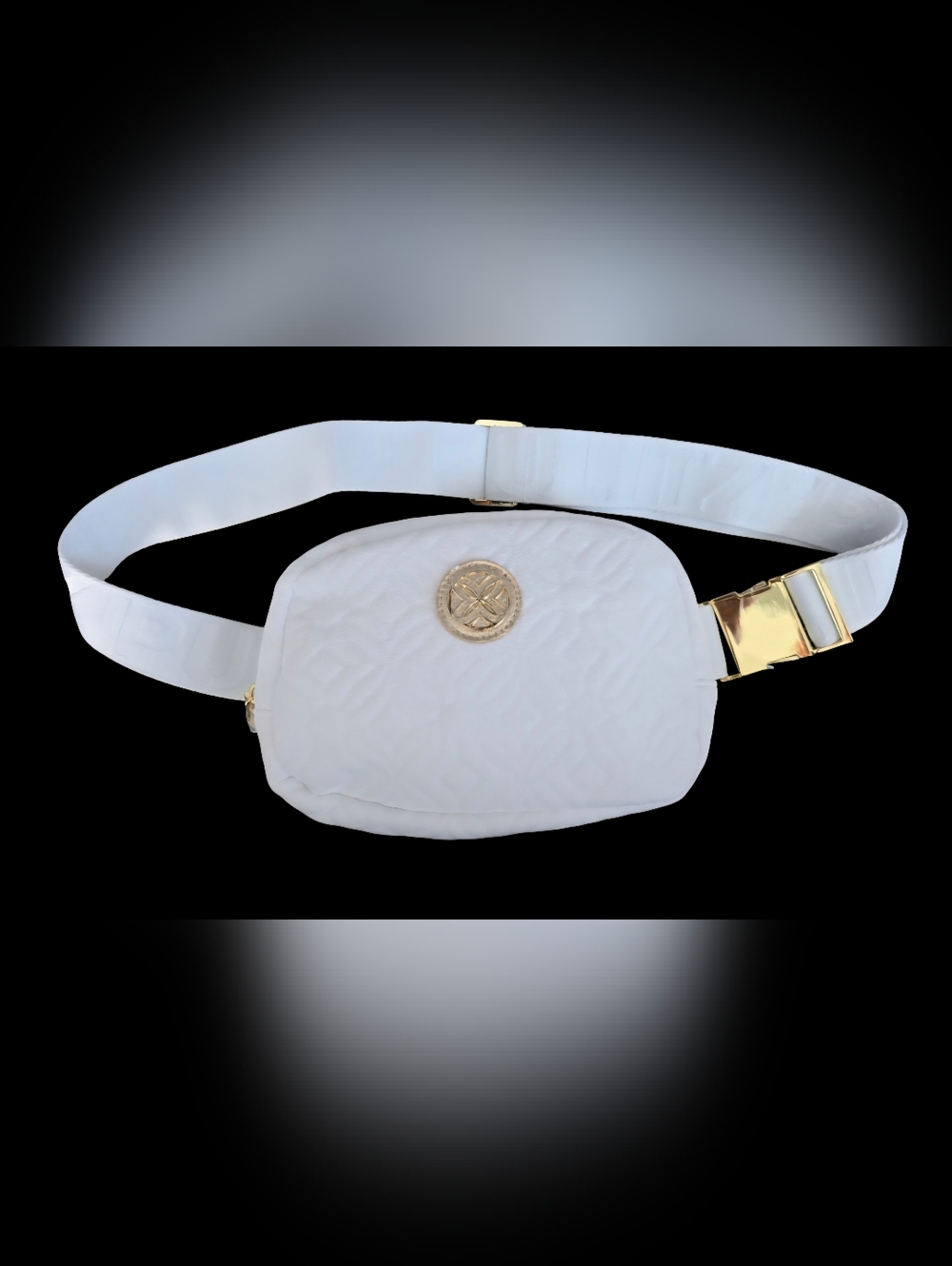 NWOT Lilly Pulitzer Resort White Quilted Jeanie Belt Bag w/ Goldtone Hardware